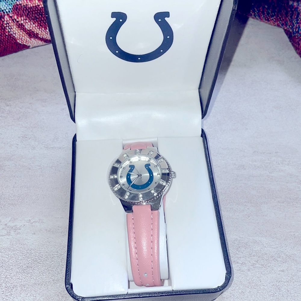 New Indinapolis colts pink watch adjustable with crystal face points